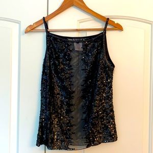 Bebe - Size M - Gorgeous black sequin top